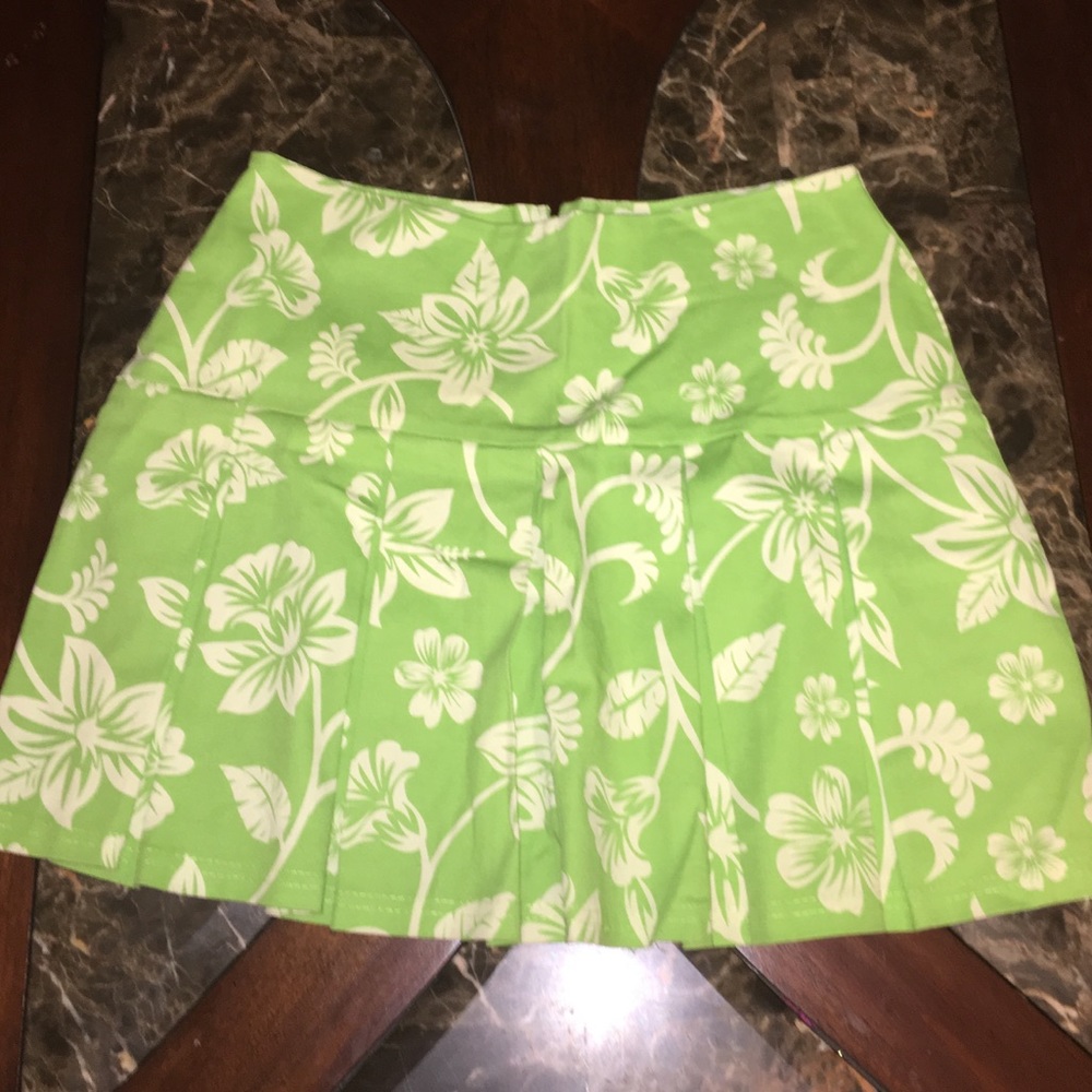 Green and white flower Skirt